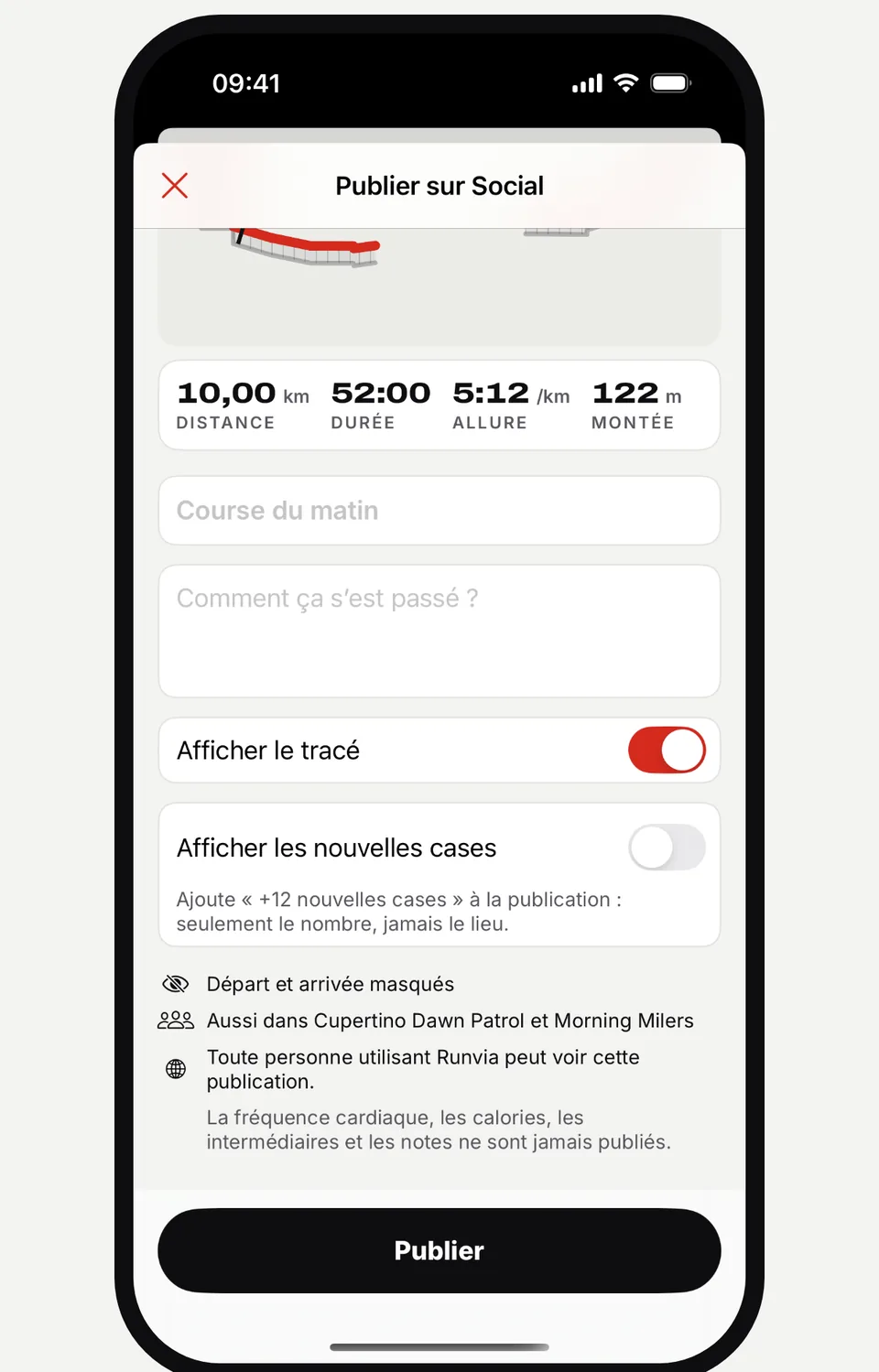 Écran Publier sur Social de Runvia avec les options Afficher le tracé et Afficher les nouvelles cases